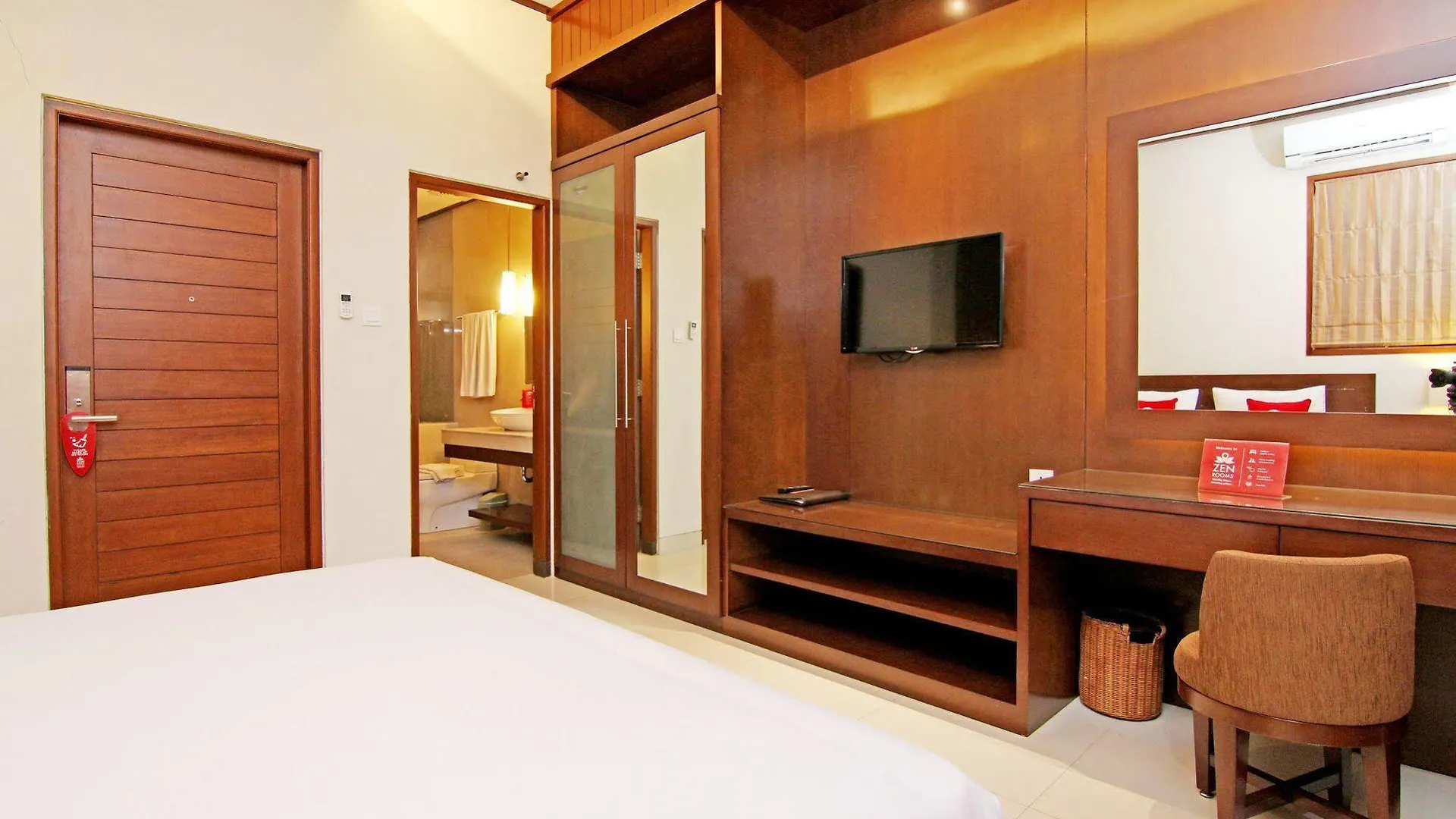 Zen Rooms Kuta Inn 3*, Kuta (Bali) Indonesia